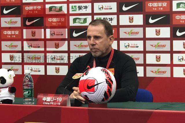 爱体育中国官网-久尔杰维奇：今天用了没用过的阵型 队员表现很好