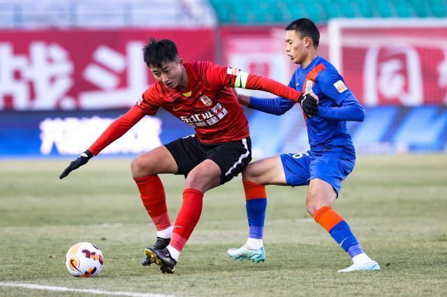 平申花止颓势 伤员逐渐回归长春亚泰赛季仍未结束
