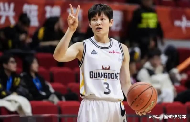 爱体育中国官网-惨遭15分大逆转！女篮霸主加时3分惜败：杨力维空砍14分3板4助！